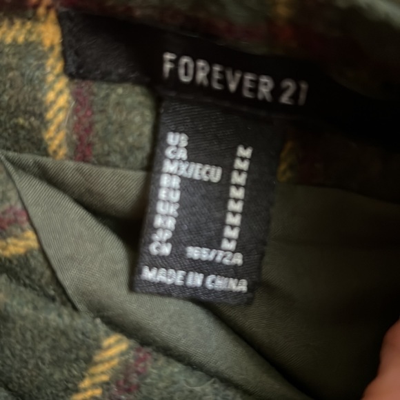 Green Plaid Skirt - Picture 6 of 7